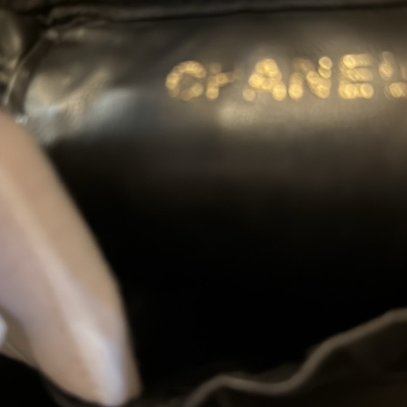 Chanel Caviar Leather Vanity Bag - Picture 9 of 9
